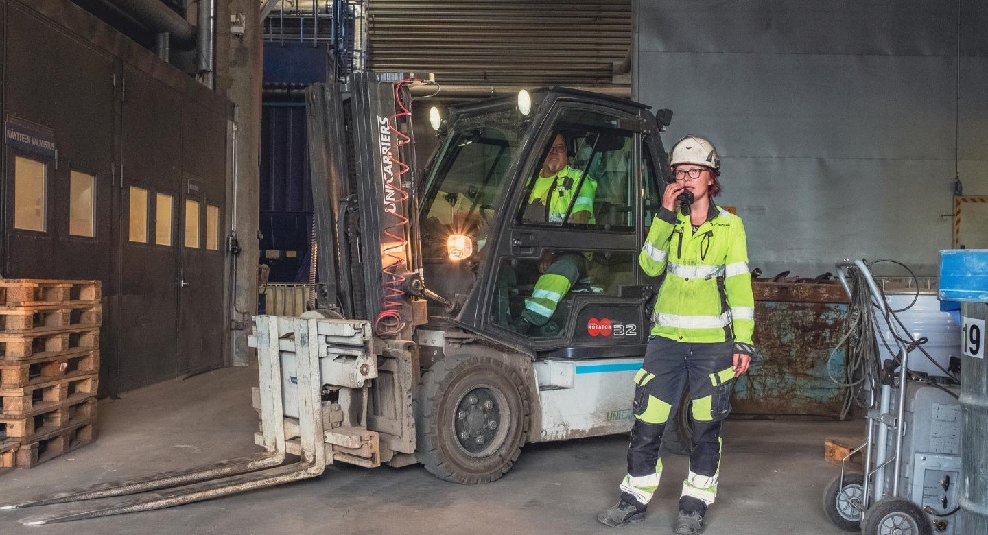 Безопасность труда и благополучие сотрудников Безопасность труда и благополучие сотрудников