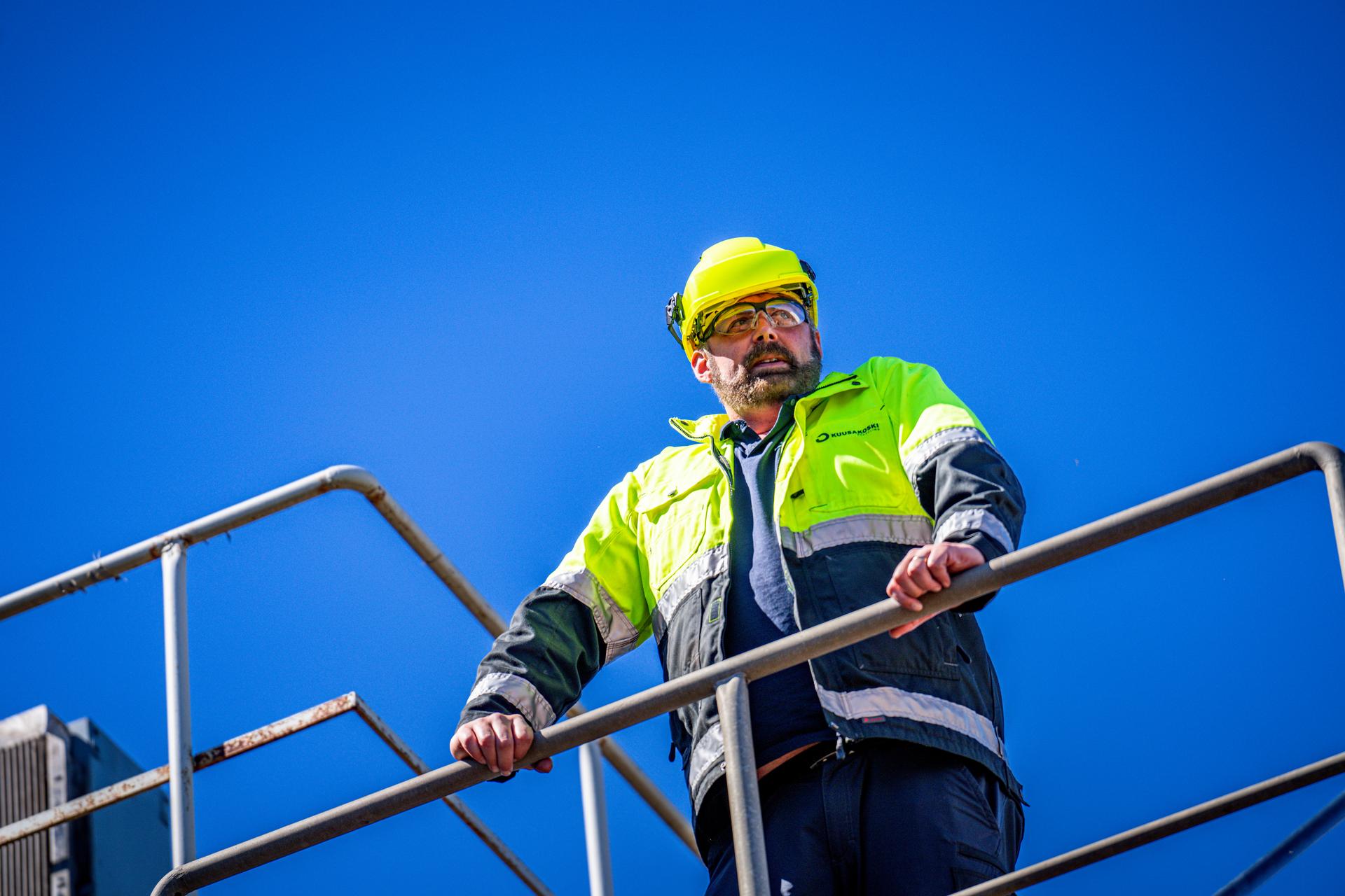 Haemme sähköasentajaa